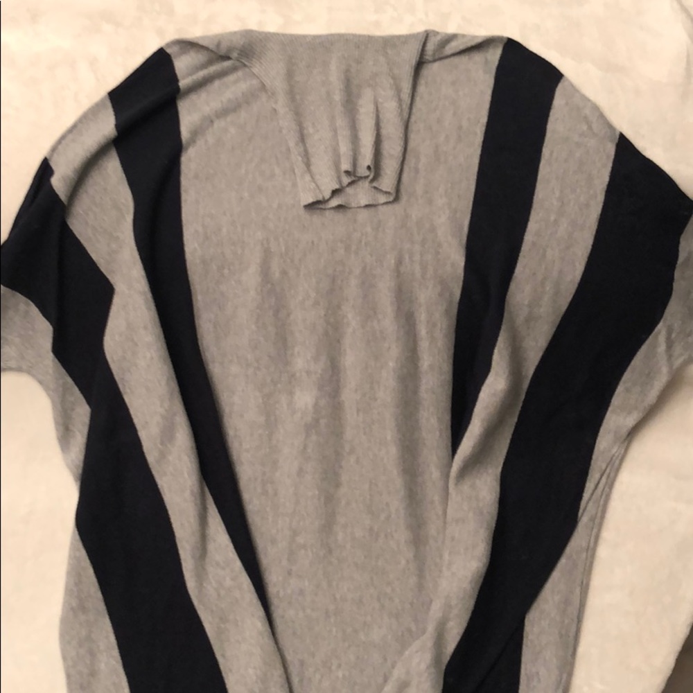 NEIMAN MARCUS Oversized sweater, closed poncho
